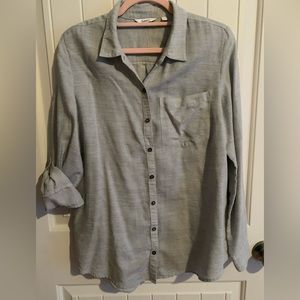 Reitmans button down shirt